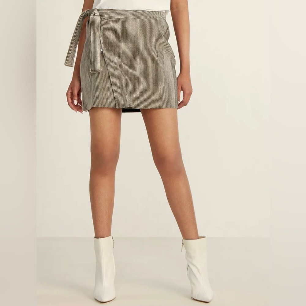 Scotch & Soda Ribbed Mini Soft Wrap Skirt Medium Boho Quiet Money Career Casual